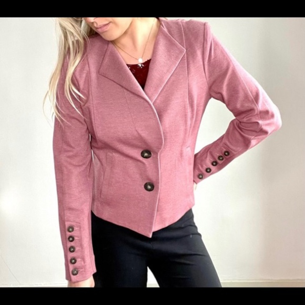 🌸Cabi blazer in pink. Size 8. Excellent condition